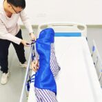 U Shaped Positioning Sheet with Reinforced Handle,Turning Pad Bedridden Patient Turning Device, Turning Bed Sheet Help Turn Over Pad Bed Wedges & Body Positioners for Paralysis Elderly(JD015TB) - Image 6